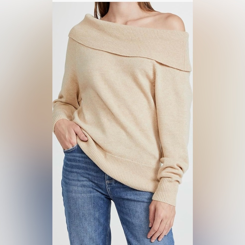 Paige Izabella sweater in camel. Size xs.